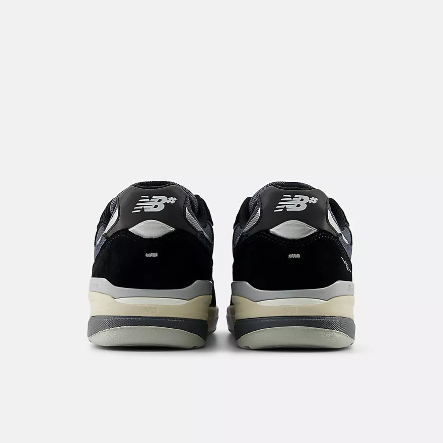 New Balance 933 Reynolds