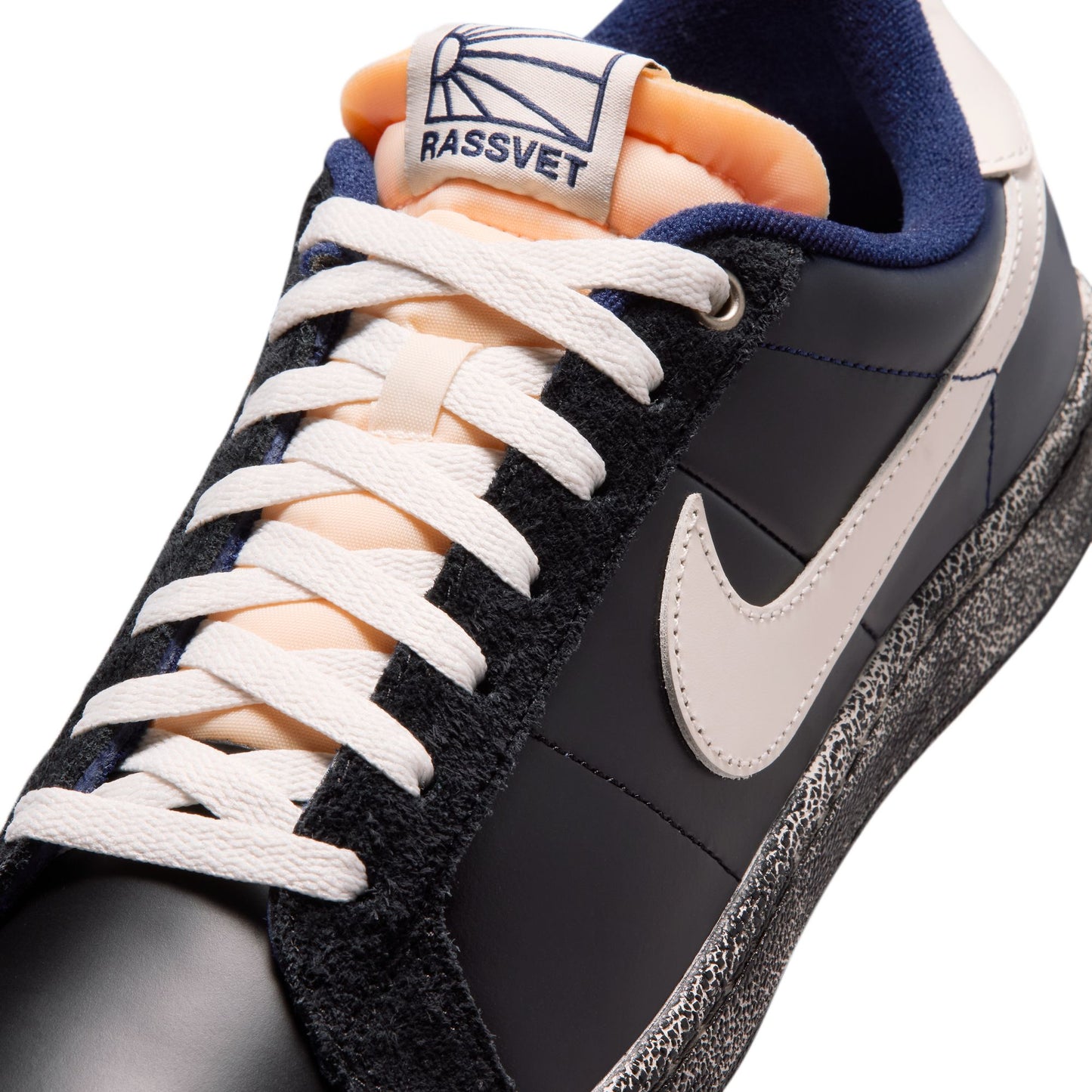 Nike SB Zoom Tennis Classic X Rassvet