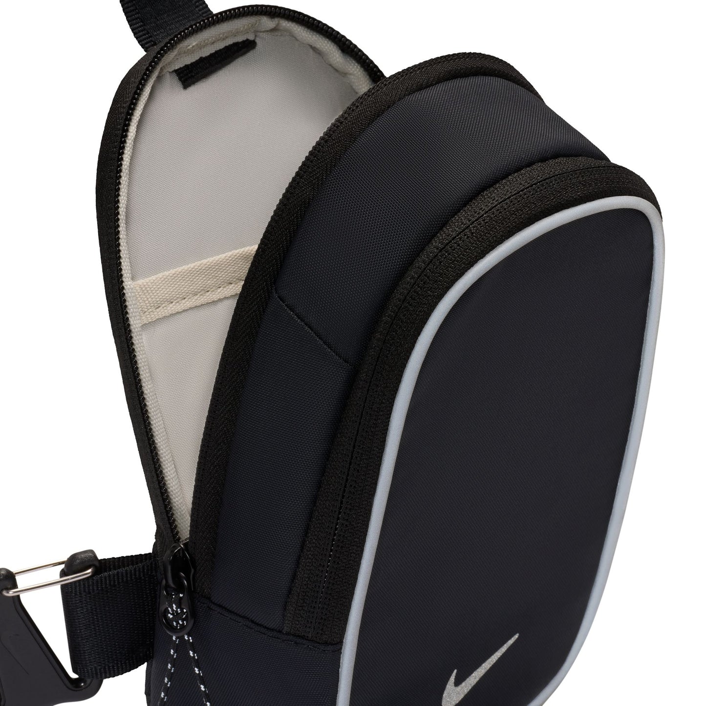 Nike SB Nike Commute Crossbody Bag