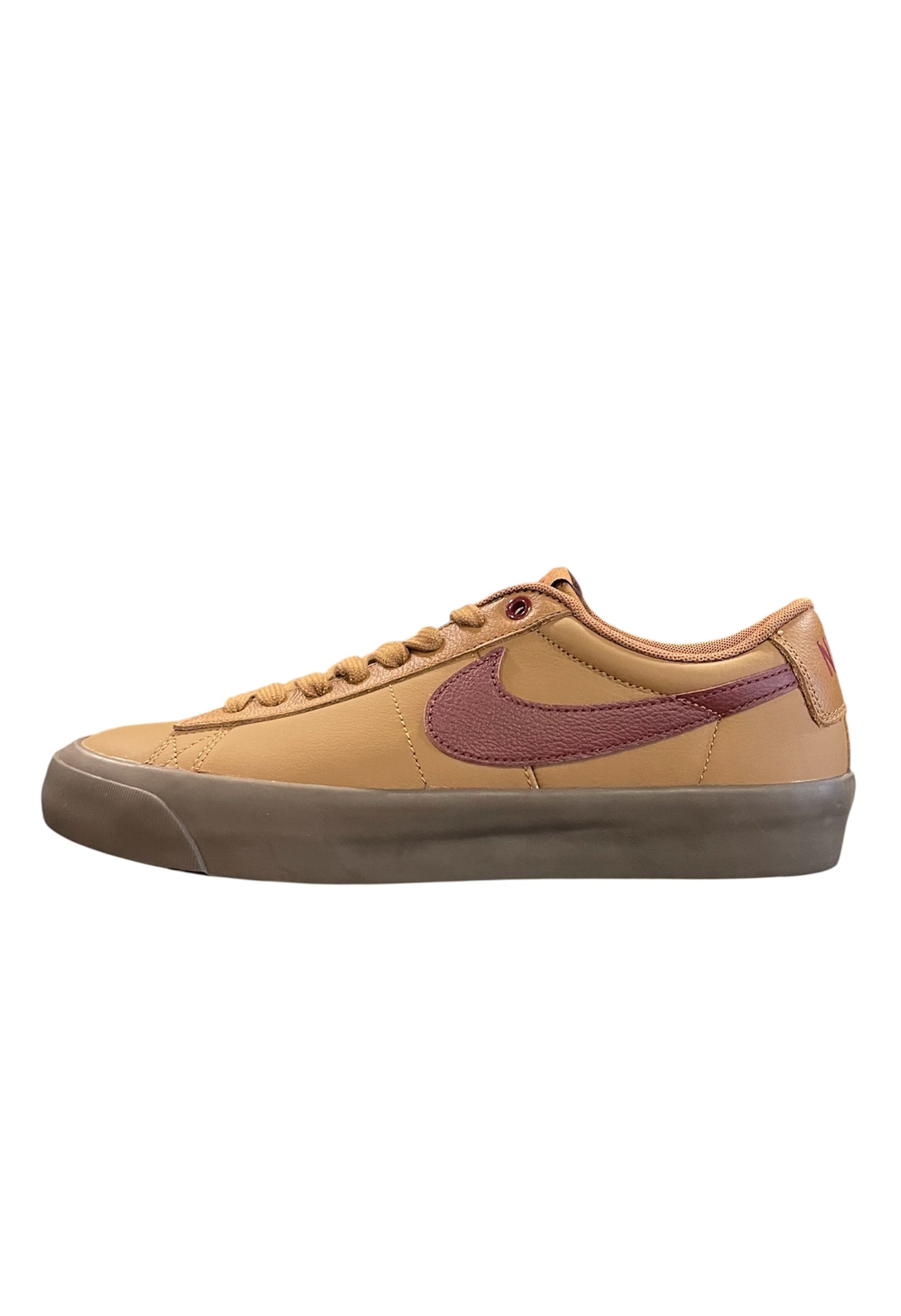 NIKE SB Zoom Blazer Low Pro GT (British Tan/Dark Team Red)